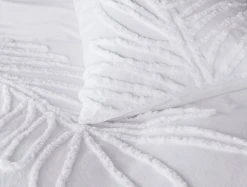 Habitat Cotton Tufted Leaf White Bedding Set - Double -Habitat shop 9328587 R Z003A