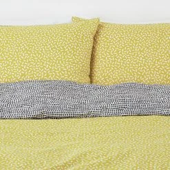 Habitat Betsy Yellow & White Reversible Bedding Set - Single -Habitat shop 9378623 R Z005A