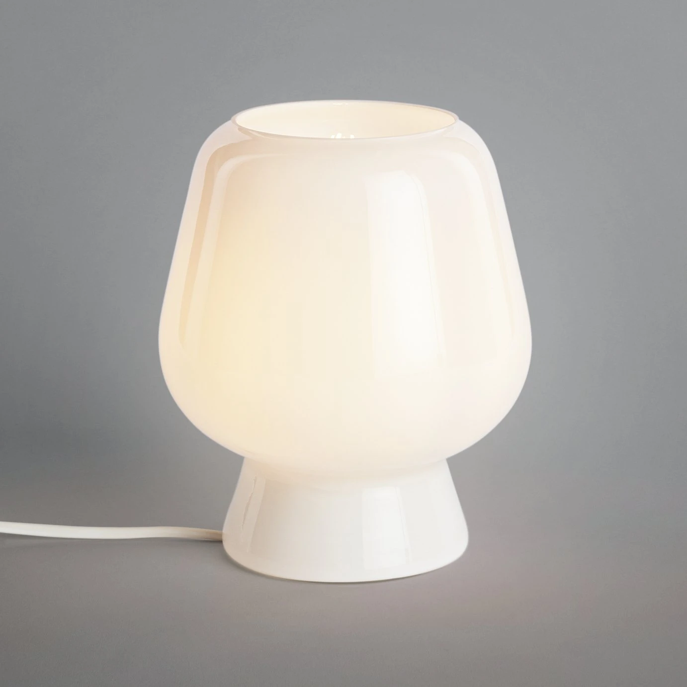 Habitat Lucetta Glass Table Lamp - White 4 Habitat Lucetta Glass Table Lamp - White - Image 2