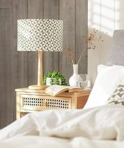 Habitat Cabin Retreat 30cm Block Shade - Green And White -Habitat shop 9523928 R Z003C