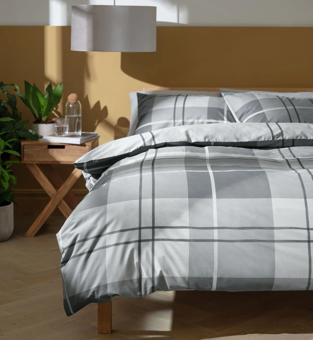 Habitat Check Charcoal Grey Bedding Set - Single 9 Habitat Check Charcoal Grey Bedding Set - Single - Image 7