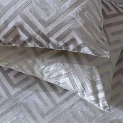 Habitat Geo Velvet Silver Bedding Set - Single -Habitat shop 9621356 R Z003A